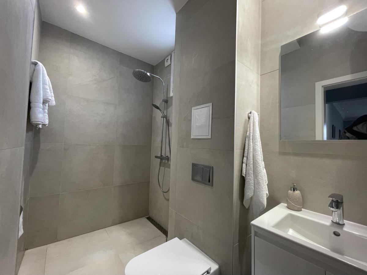 Cozy Spot In The Heart Of Sofia Apartment Ngoại thất bức ảnh